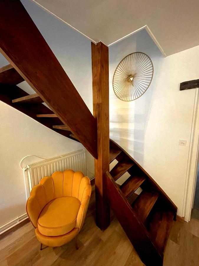 Triplex Plein Coeur Du Centre Historique Apartment Charleville-Mezieres Bagian luar foto